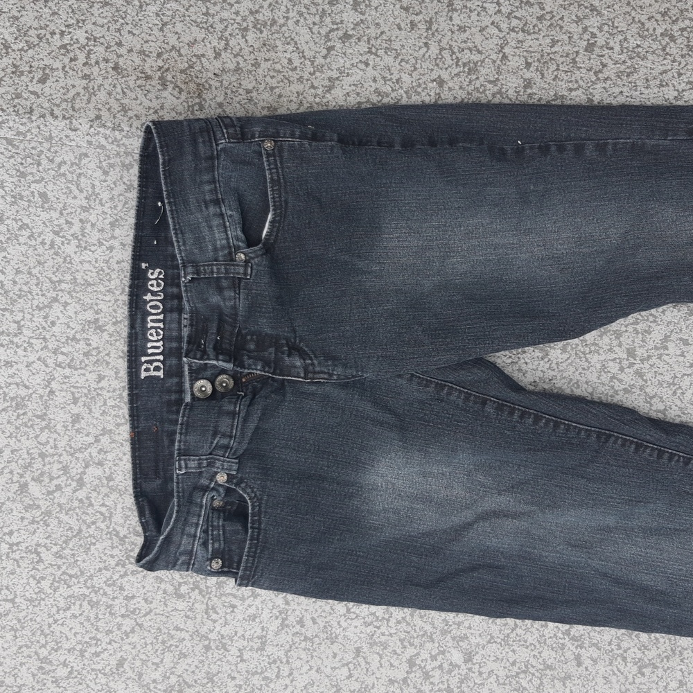 Low Rise Jeans - Picture 2 of 8